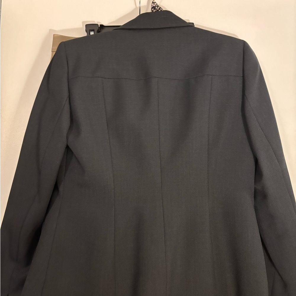 Evan Picone Chic Black Blazer With Patterned Scarf - image 5